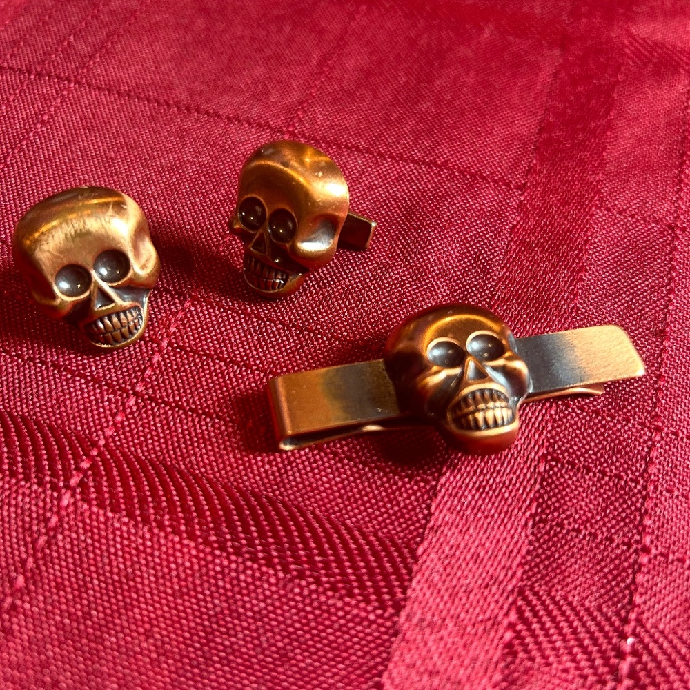 Rare Skull Cufflinks Tie Clip Bronze Oxidized finish, wedding gift